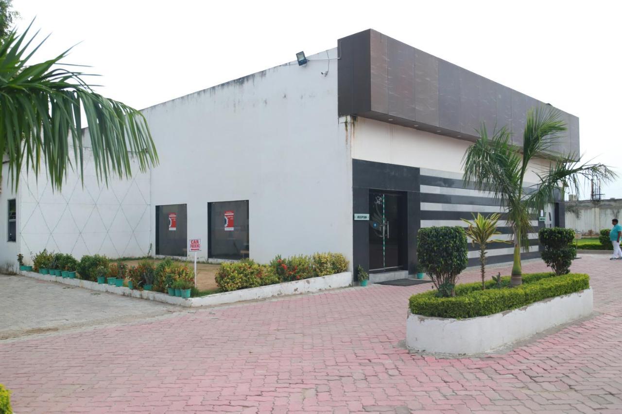 Hotel Sukhdeo Palace Gaya Ngoại thất bức ảnh