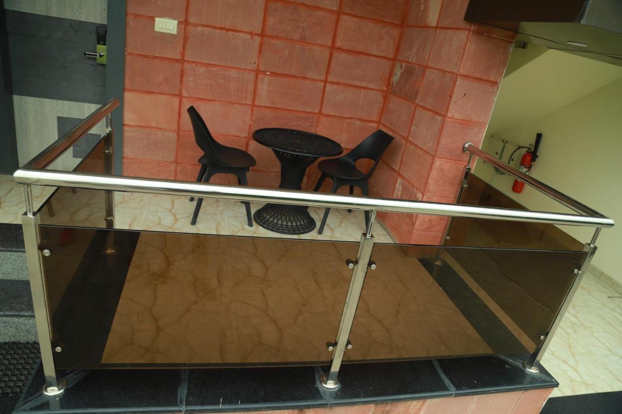 Hotel Sukhdeo Palace Gaya Ngoại thất bức ảnh