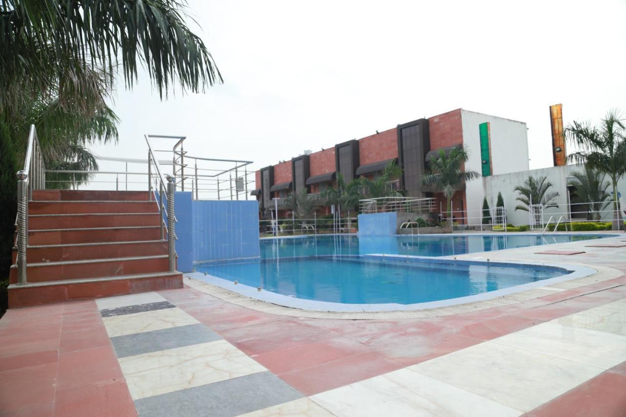 Hotel Sukhdeo Palace Gaya Ngoại thất bức ảnh